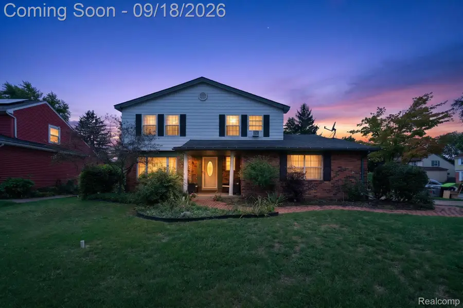 24587 Kings Pointe, Novi, MI 48375 - #2