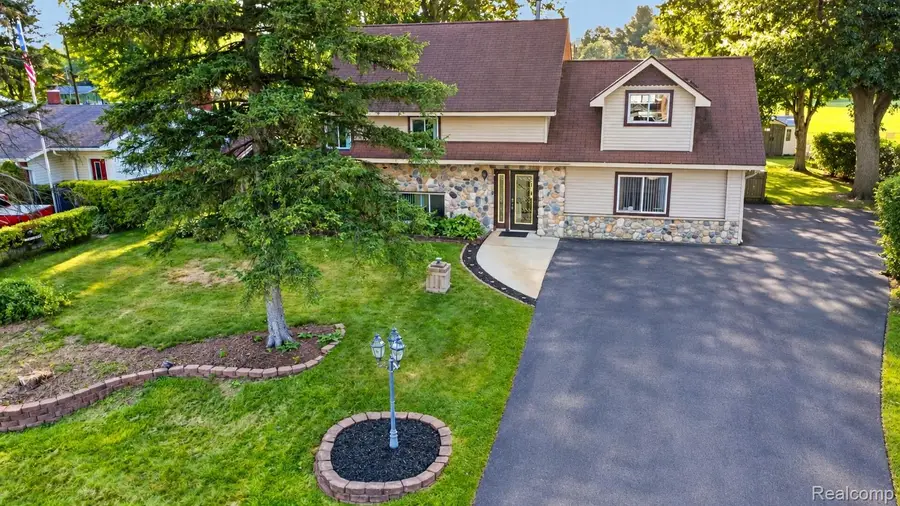 1155 Dolane Boulevard, White Lake, MI 48383 - #2