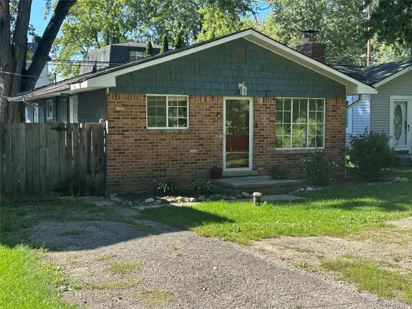 11511 Big Lake Road, Davisburg, MI 48350