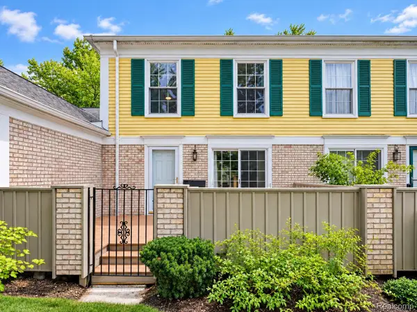 1476 Saddle Lane, RochesterHills, MI 48306