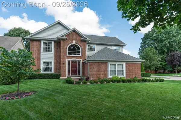 13853 Wellington Drive, SterlingHeights, MI 48313