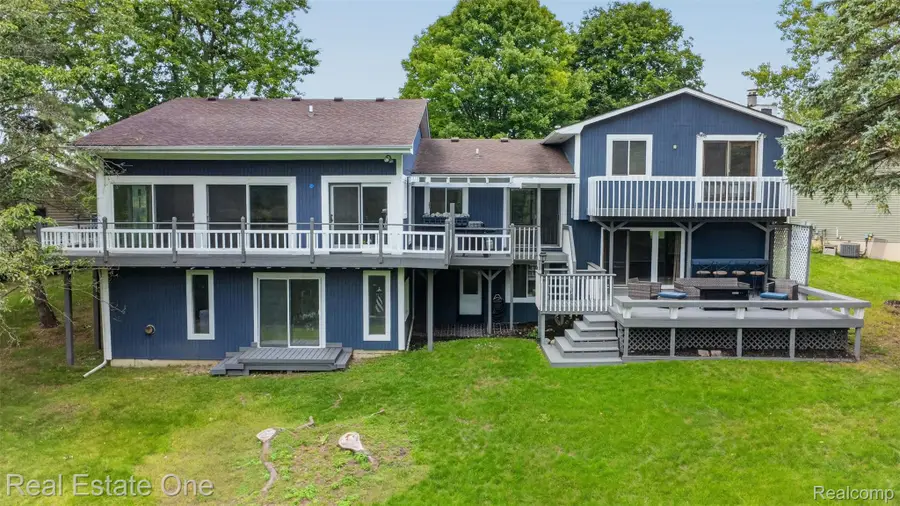 217 Davis Lake Drive, Oxford, MI 48371 - #2