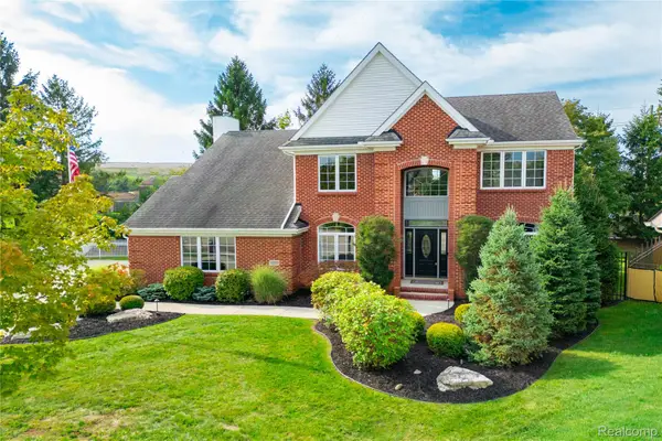 15710 Meadows Drive, Riverview, MI 48193
