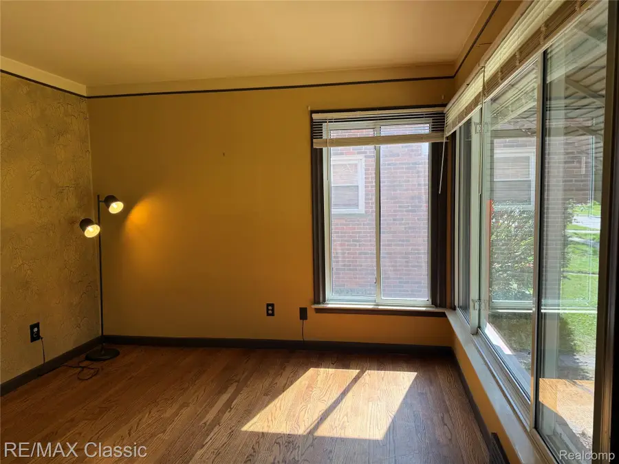 17670 Indian, Redford, MI 48240 - #3