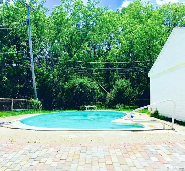 32833 Merritt Drive, Westland, MI 48185 - #3