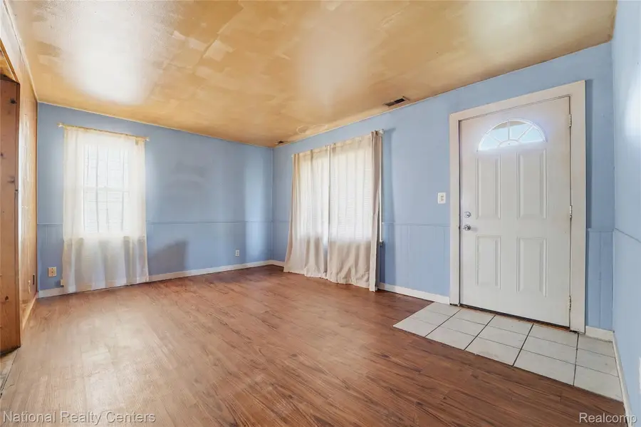 15340 Drysdale Street, Southgate, MI 48195 - #3