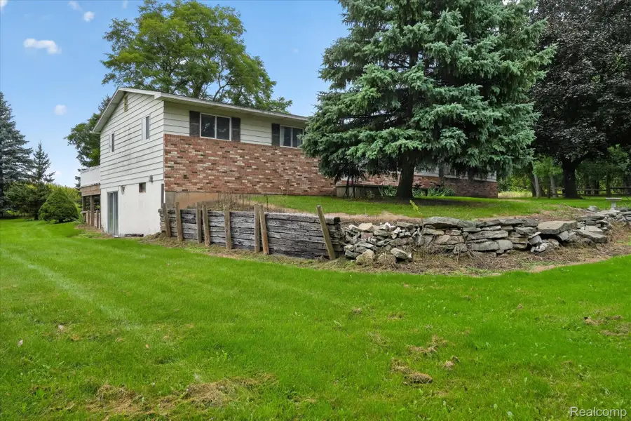 4924 W Caro Road, Vassar, MI 48768 - #2