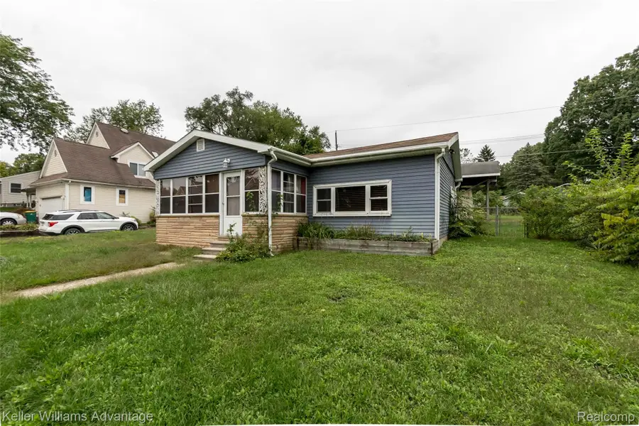 2642 Lakeridge, Wixom, MI 48393 - #2