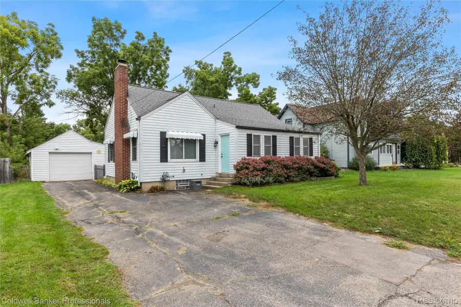 909 Cogswell Street Nw, Grand Rapids, MI 49544 - #2