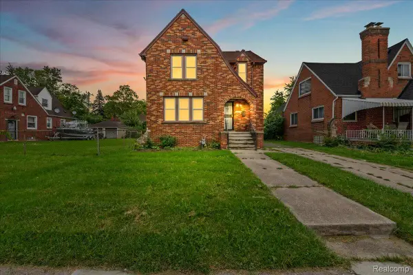 15328 Prest Street, Detroit, MI 48227