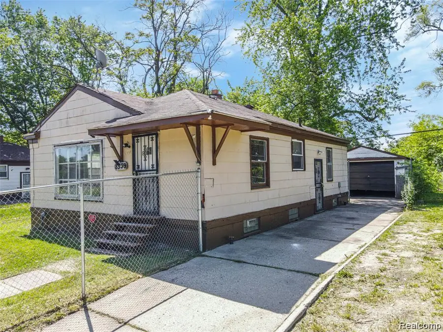 8539 Desoto Street, Detroit, MI 48238 - #2