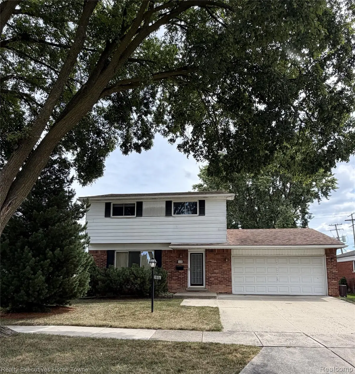 31648 Edgeworth Drive, Madison Heights, MI 48071 - #1
