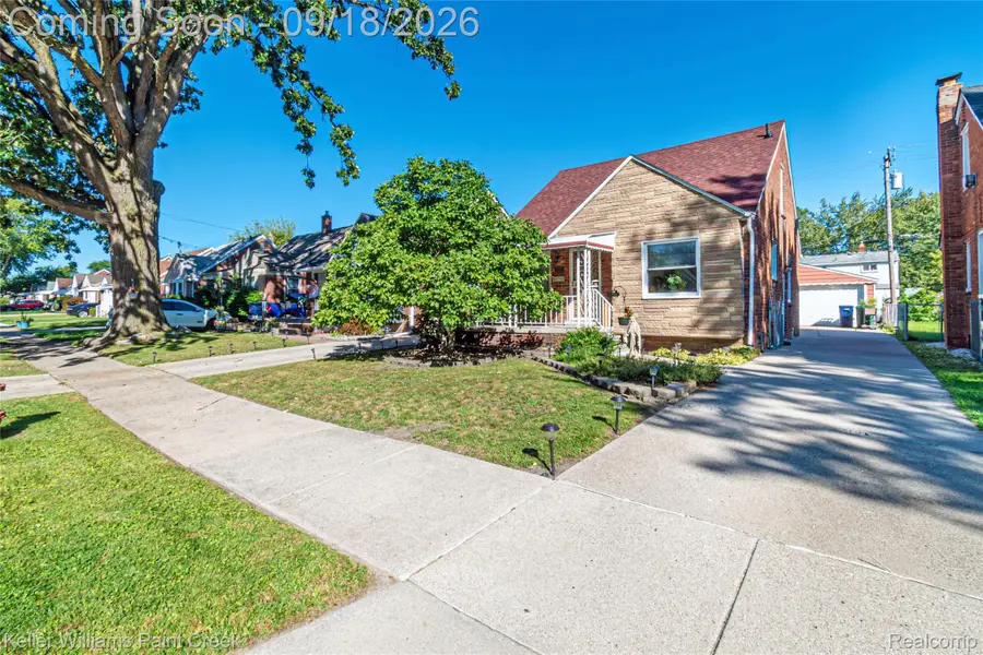 1966 Michigan Boulevard, Lincoln Park, MI 48146 - #3