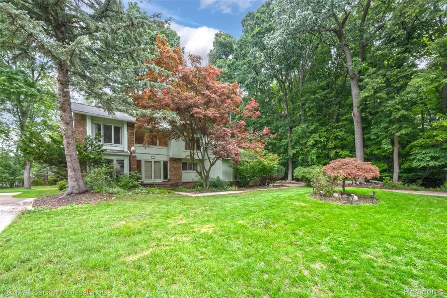 7500 Watford Drive, West Bloomfield, MI 48322 - #3