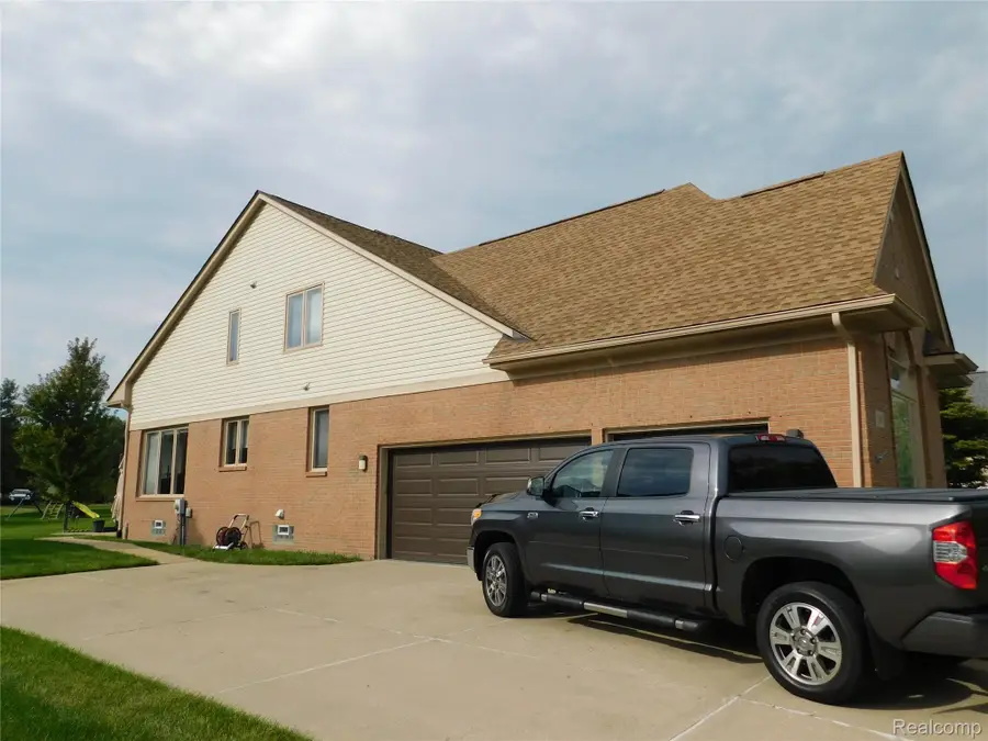 190 Mcdougal Court, Canton, MI 48188 - #2