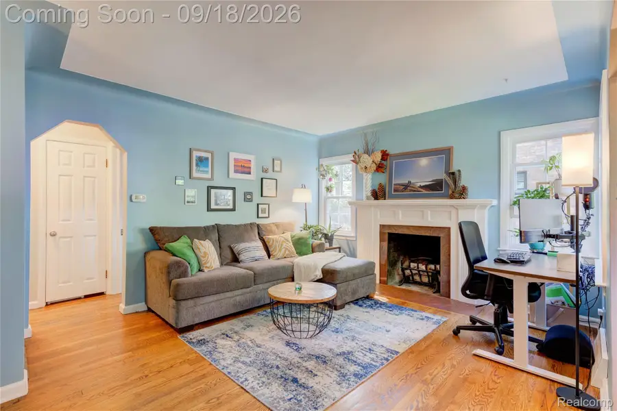 88 Amherst Road, Pleasant Ridge, MI 48069 - #2