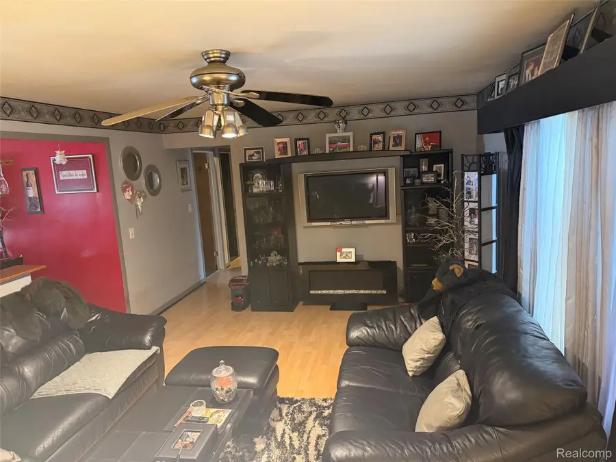 711 Van Sull Street, Westland, MI 48185 - #3