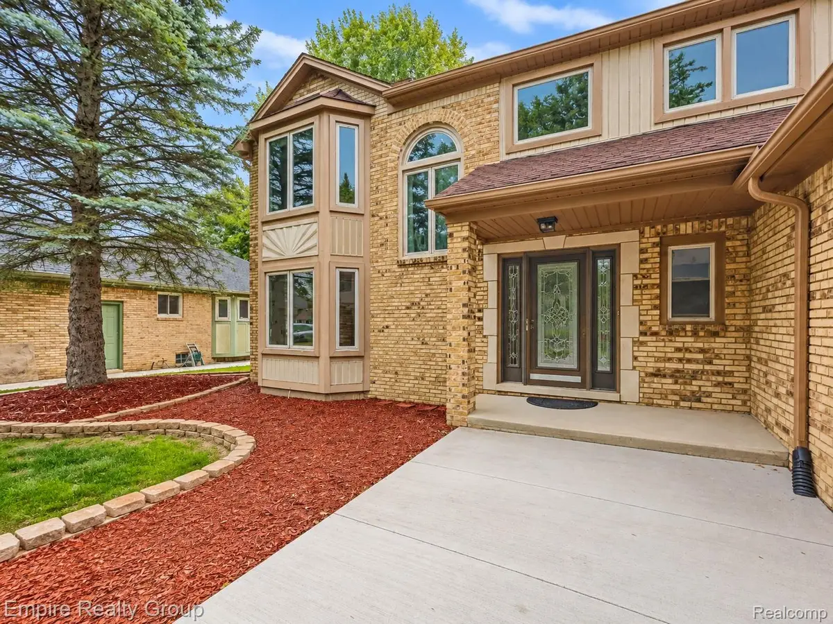 15699 Mountainside Drive, Macomb, MI 48042 - #1