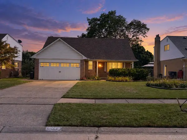 13318 Leech Drive, SterlingHeights, MI 48312