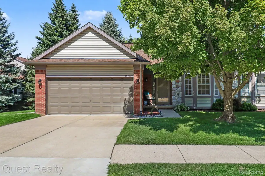 3086 Brookside Drive, Waterford, MI 48328 - #2