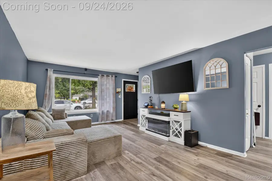 14304 Merriman Road, Livonia, MI 48154 - #3