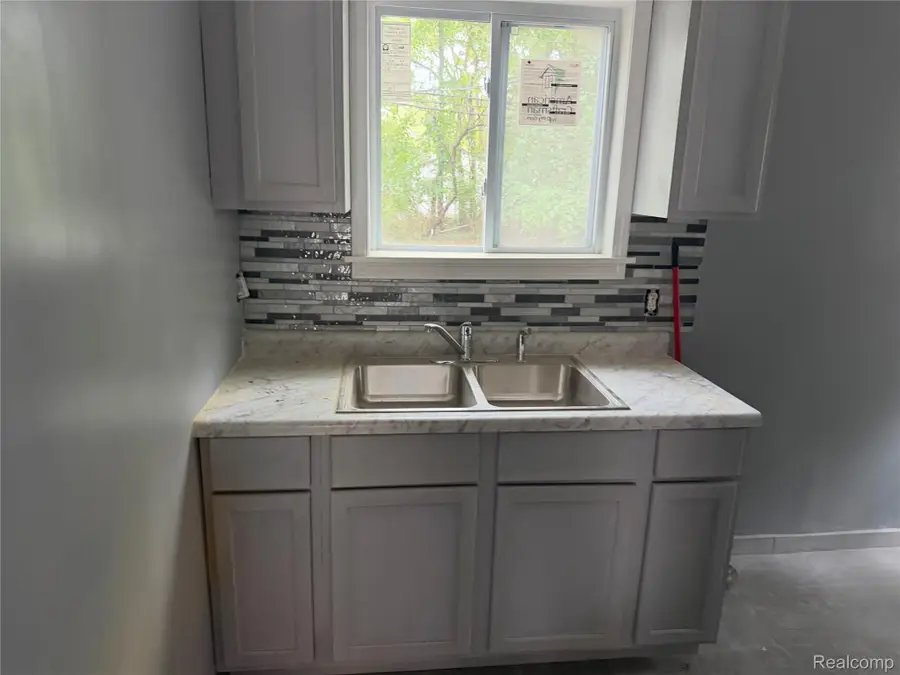 19940 Faust Avenue, Detroit, MI 48219 - #3