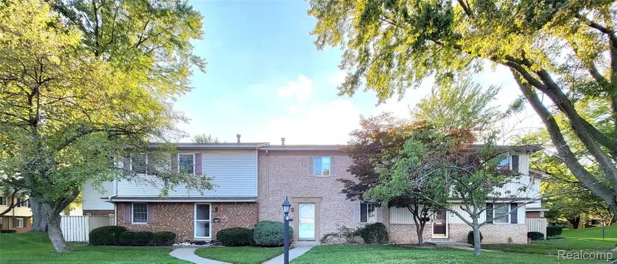 885 Kirts Boulevard, Troy, MI 48084 - #2