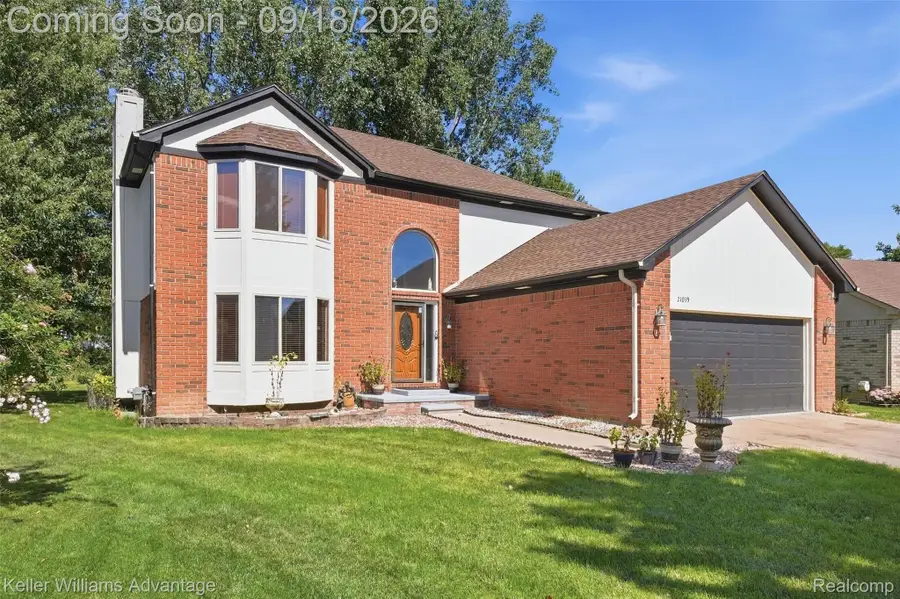 21019 Birchwood Lane, Macomb, MI 48044 - #2