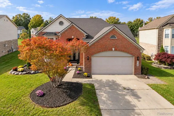 8786 Tamarack Lane, Ypsilanti, MI 48197
