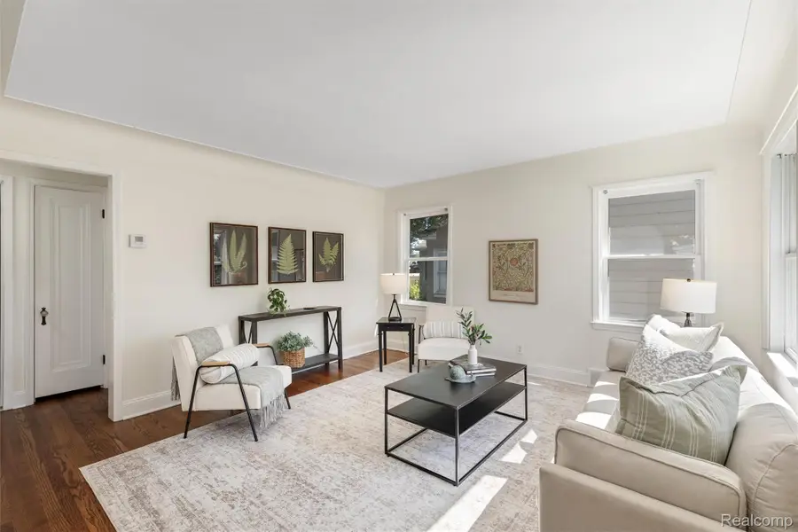 2433 Dallas Avenue, Royal Oak, MI 48067 - #2