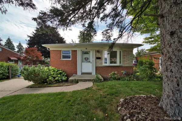 25117 Ann Arbor Trail, DearbornHeights, MI 48127
