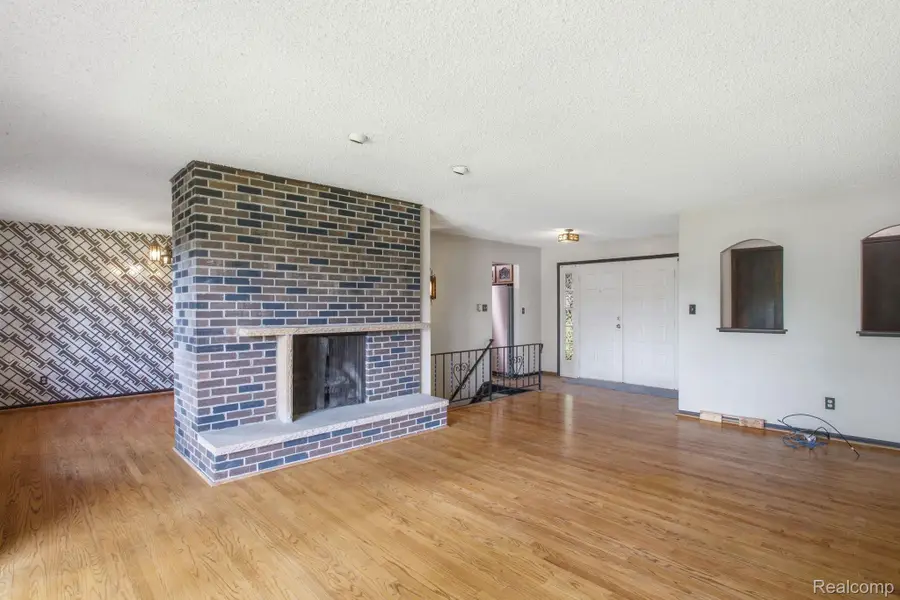 2726 Bay Drive, West Bloomfield, MI 48324 - #3