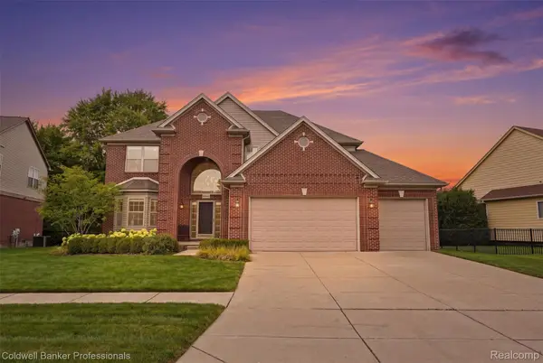 47079 Brennan Drive, Macomb, MI 48044