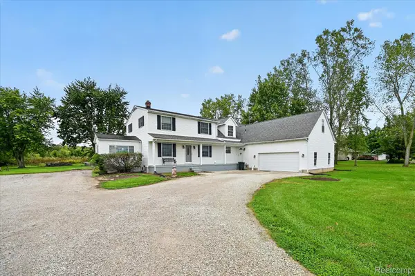 10785 Grafton Road, Carleton, MI 48117