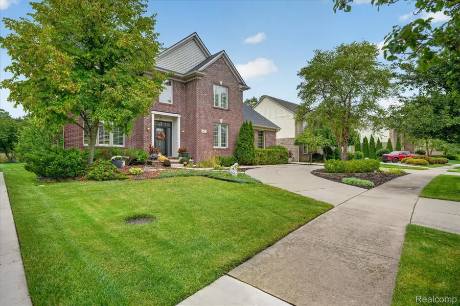 432 E Canford Park, Canton, MI 48187 - #2