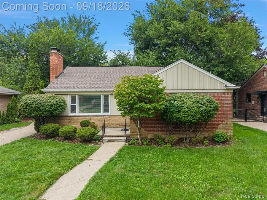 3034 Woodslee Drive, Royal Oak, MI 48073 - #2