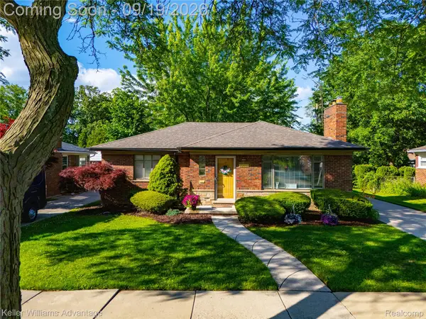 21407 Broadstone Street, HarperWoods, MI 48225
