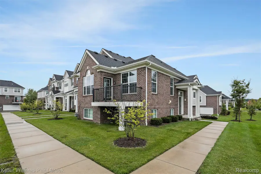 49555 Lantern Way, Canton, MI 48188 - #2