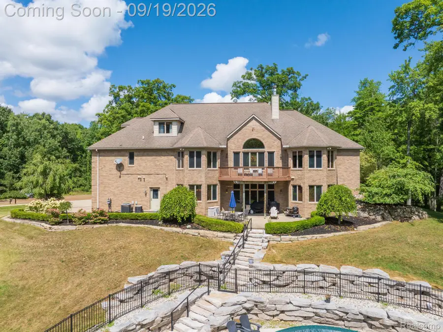 2550 Birch Grove Court, Oxford, MI 48370 - #2