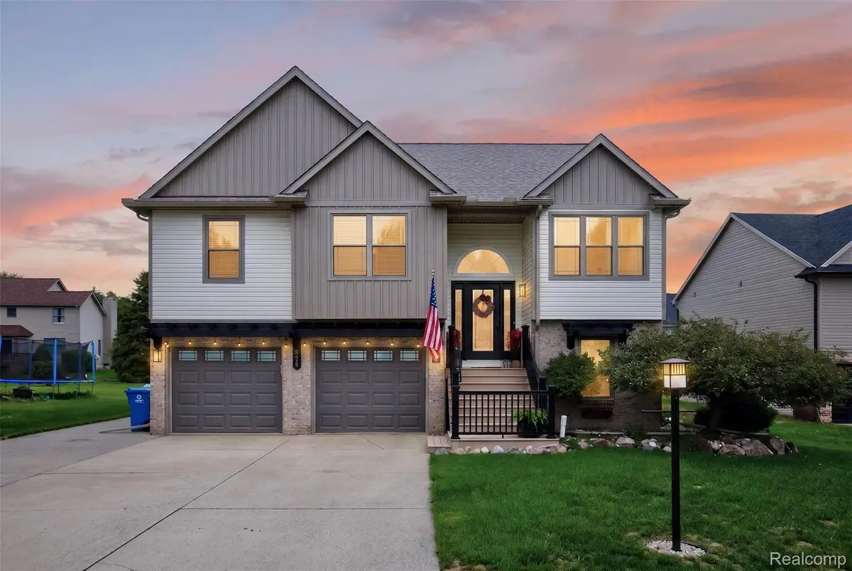 828 Alana Court, Davison, MI 48423 - #1