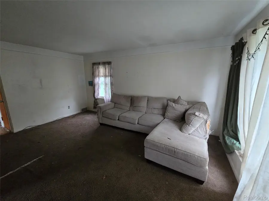 1402 Magnolia Drive, Inkster, MI 48141 - #3
