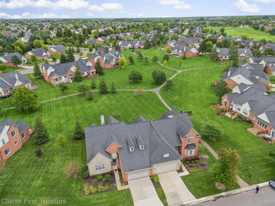 47885 Vistas Circle Drive S #70, Canton, MI 48188 - #2