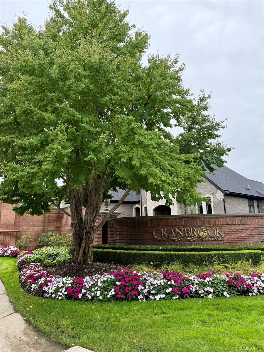 37651 Hidden Valley Court, Clinton Township, MI 48036 - #3