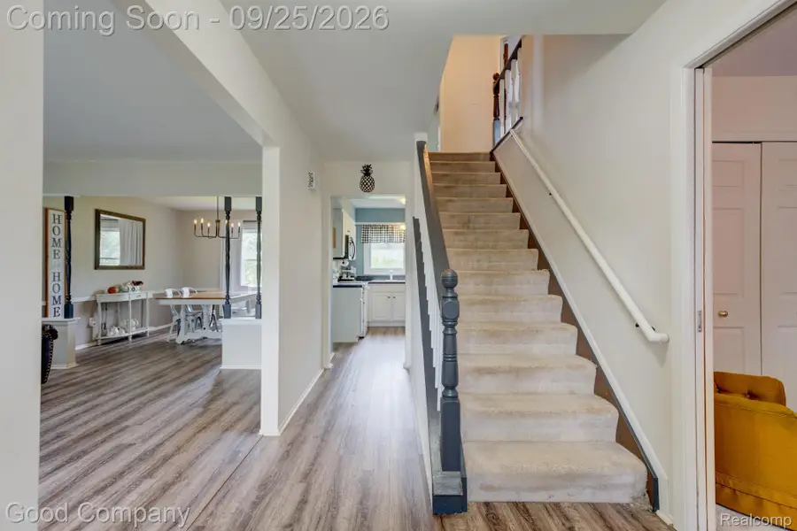 36058 Barkley Street, Livonia, MI 48154 - #3