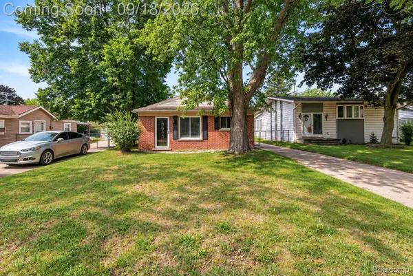 8031 N Silvery Lane, DearbornHeights, MI 48127
