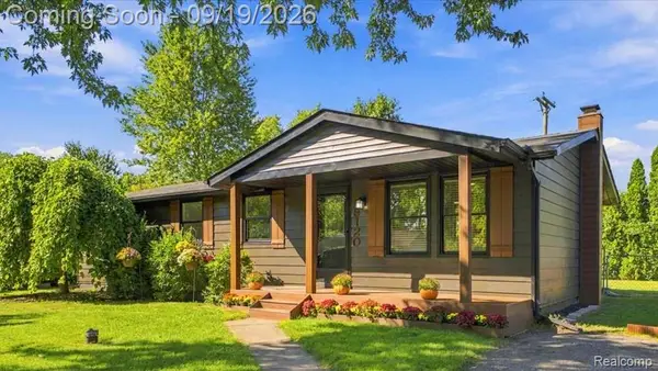 9120 Julia Avenue, WhiteLake, MI 48386