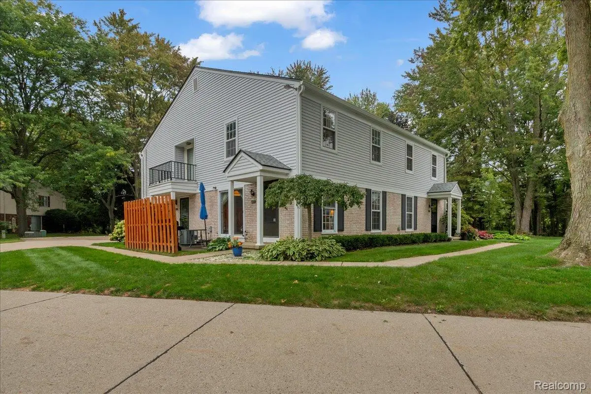 24775 Meadow Creek Drive, Harrison Township, MI 48045 - #1