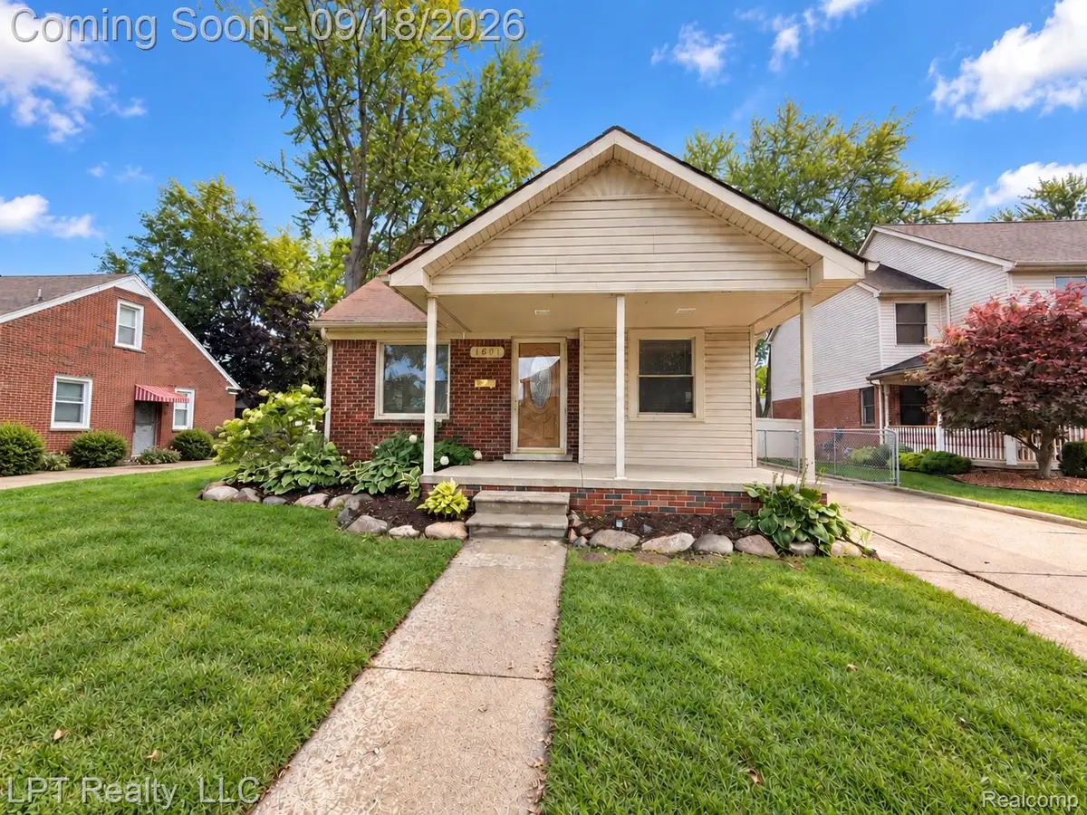 1601 11th Street, Wyandotte, MI 48192 - #1