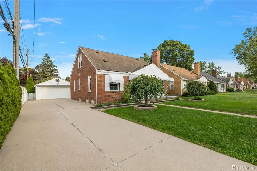 2226 Drexel Street, Dearborn, MI 48128 - #3