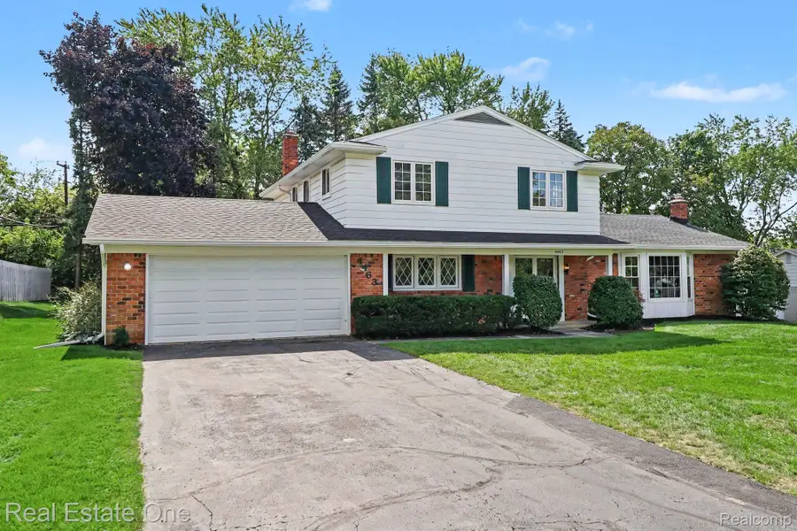 4463 Westover Drive, West Bloomfield, MI 48323 - #2